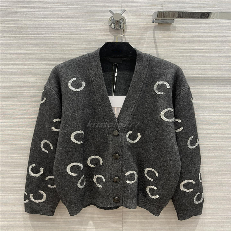 2022 women oversized cashmere sweaters knits designer tops with letter print girls milan runway designer crop top shirt high end long sleeve stretch cardigan jacket, Multi
2022 women oversized cashmere sweaters knits designer tops with letter print girls milan runway designer crop top shirt high end long sleeve stretch cardigan jacket, Multi