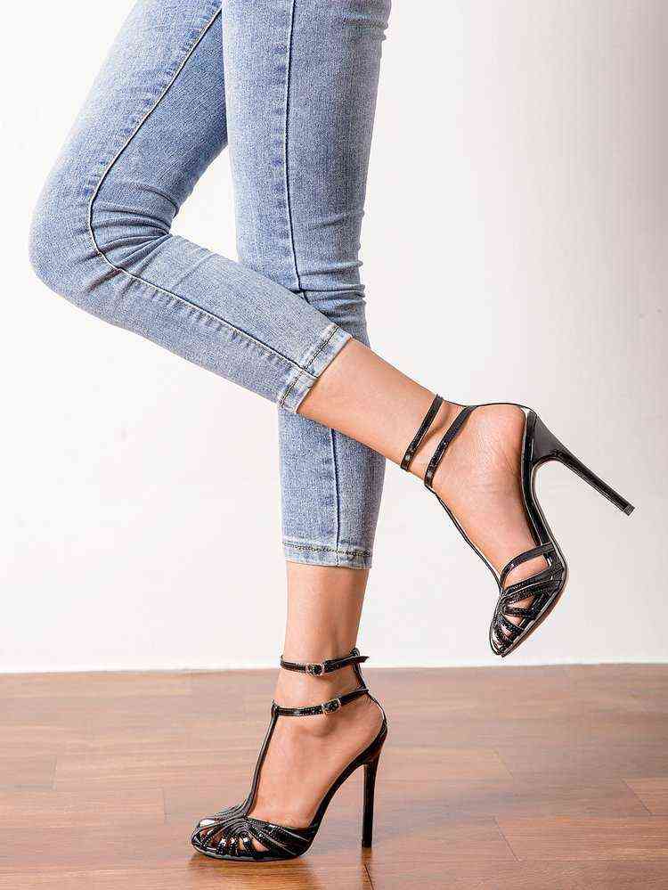 Black Patent Stilettos High Heels Women Sandals Round Toe Ankle Strap Large Size Ladies Summer Fashion Mature Shoes G220425