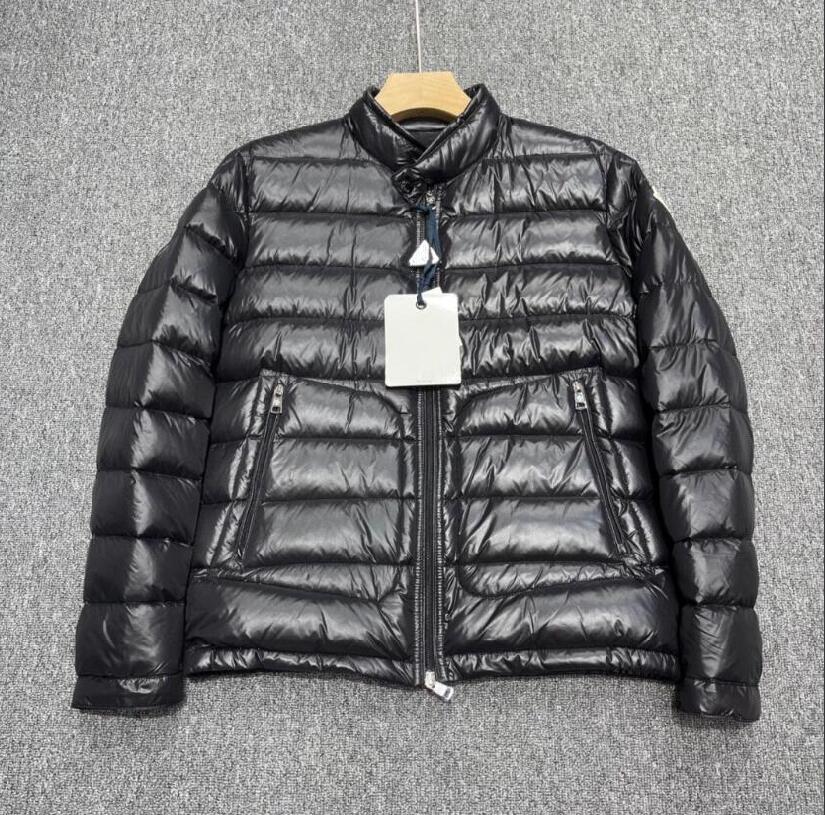Men Classic Down Coats Winter Puffer Jackets Top Quality Designer Parkas Stand Collar Casual Coat Outerwear Warm Feather jacket clothing Black Color
