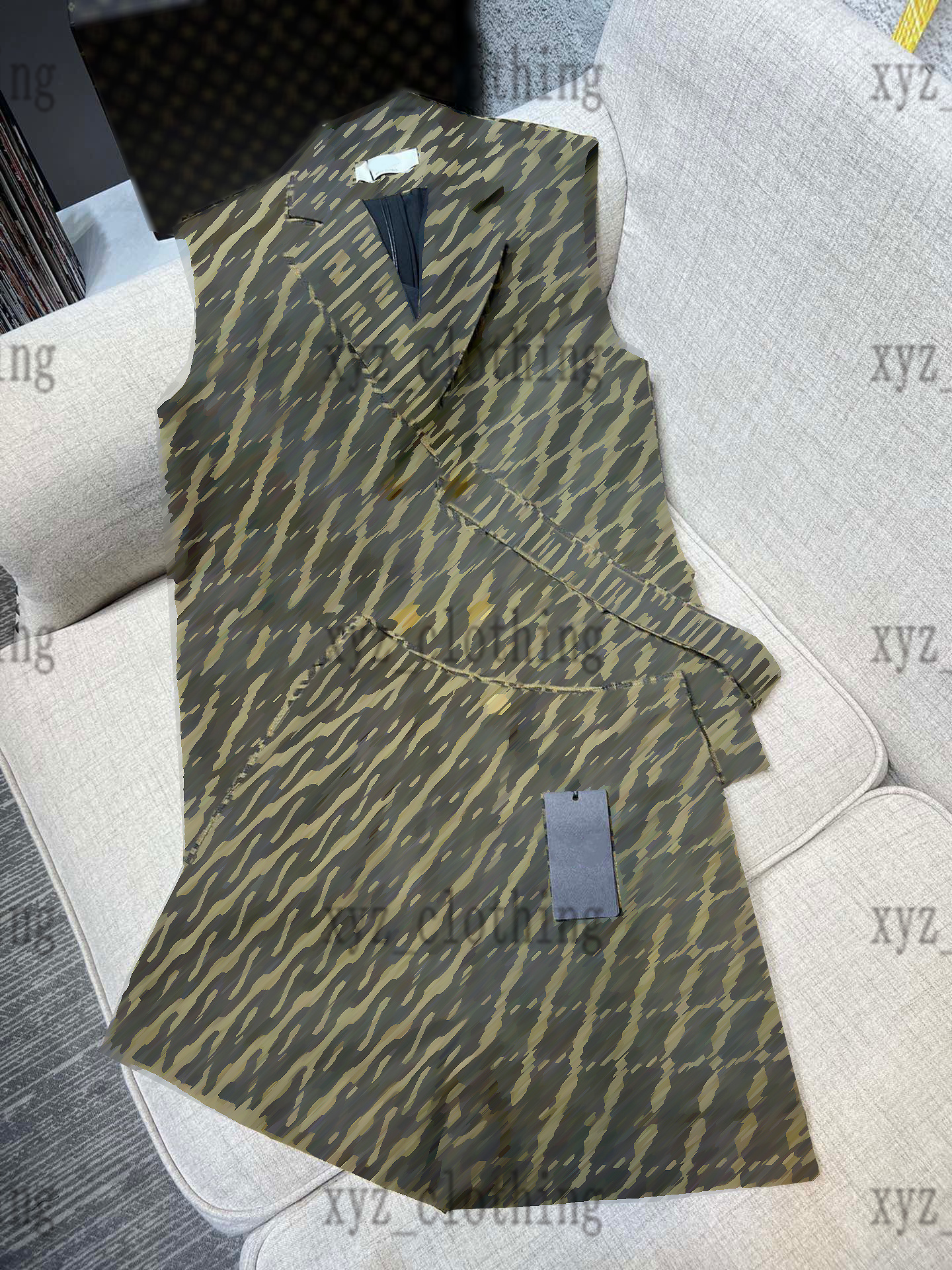 2022ss summer womens tracksuits pants sets brand designer Double Breasted Vest Blazer High Waist Shorts high-end sleeveless jackets with short pants, 4#
2022ss summer womens tracksuits pants sets brand designer Double Breasted Vest Blazer High Waist Shorts high-end sleeveless jackets with short pants, 4#