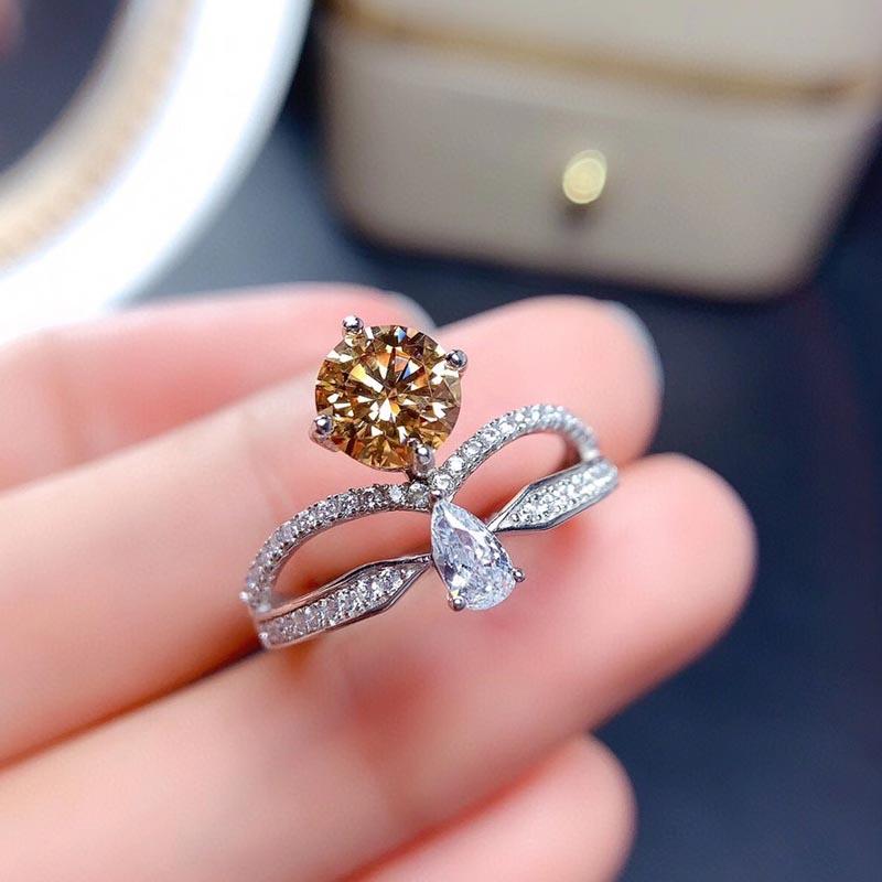 Cluster Rings Yellow Moissanite Diamond Fashion For Women 925 Sterling Silver Fine Wedding JewelryCluster
Cluster Rings Yellow Moissanite Diamond Fashion For Women 925 Sterling Silver Fine Wedding JewelryCluster
