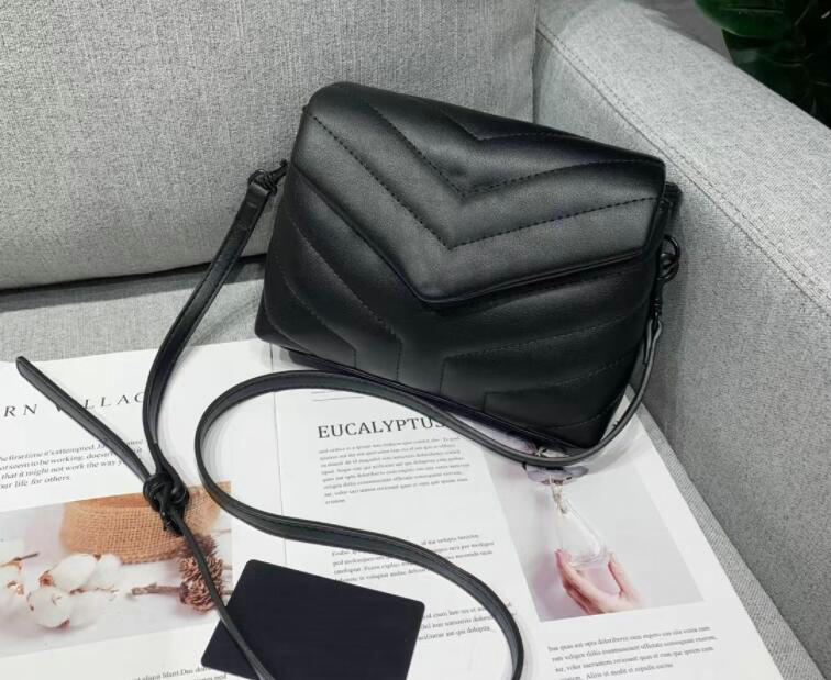 designers loulou shoulder bags luxury leather Handbags crossbody fashion gold silver chain diagonal messenger bag Totes Wallet purse, Black/black chain
designers loulou shoulder bags luxury leather Handbags crossbody fashion gold silver chain diagonal messenger bag Totes Wallet purse, Black/black chain