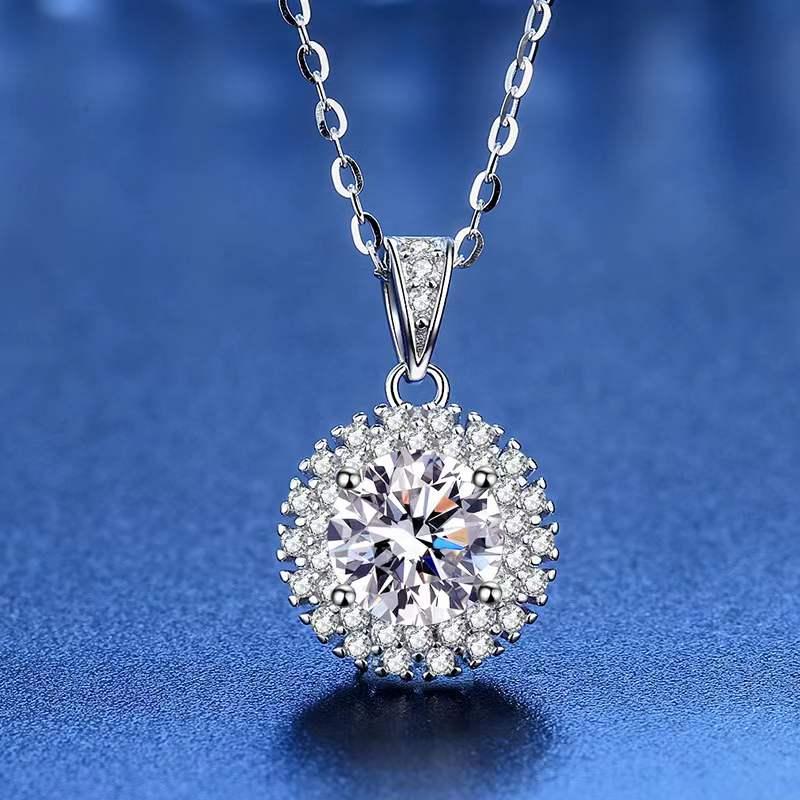 Other Trendy 1 D Color Sunflower Moissanite Necklace Women Jewelry White Gold Plated 925 Silver Flower Birthday GiftOther
Other Trendy 1 D Color Sunflower Moissanite Necklace Women Jewelry White Gold Plated 925 Silver Flower Birthday GiftOther