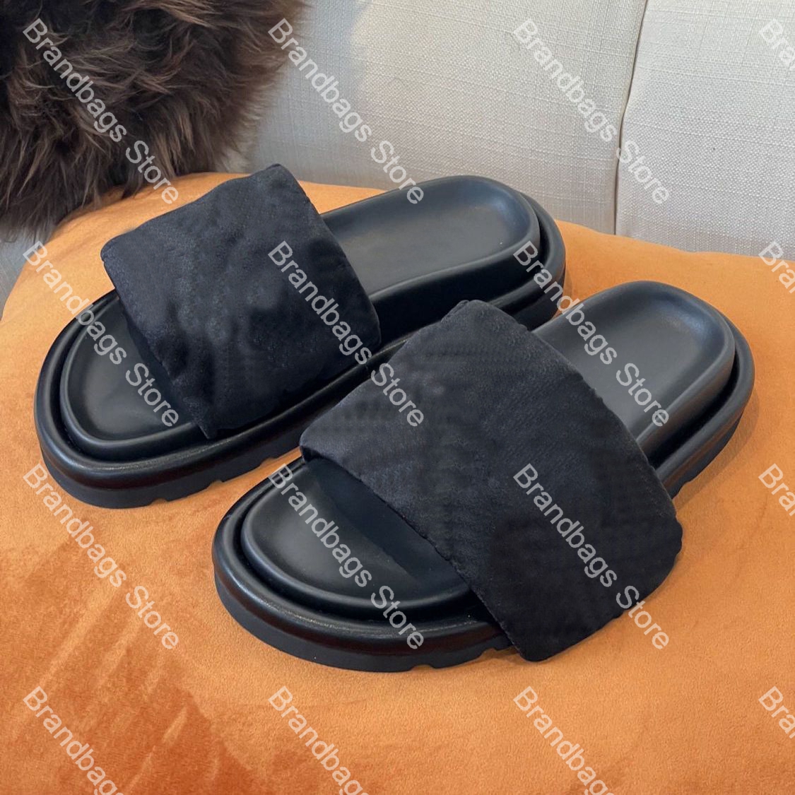 designer sandal Beach Slide Woman Slippers Crocodile Skin Leather Flip Flops Sexy Ladies Orange Scuffs Shoes Original Box Dust Bag Pretty
designer sandal Beach Slide Woman Slippers Crocodile Skin Leather Flip Flops Sexy Ladies Orange Scuffs Shoes Original Box Dust Bag Pretty