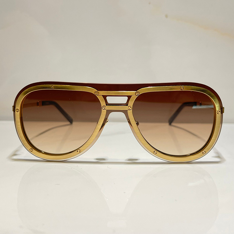 Summer sunglasses for men and women H007 anti-ultraviolet retro plate fashion glasses random box
Summer sunglasses for men and women H007 anti-ultraviolet retro plate fashion glasses random box