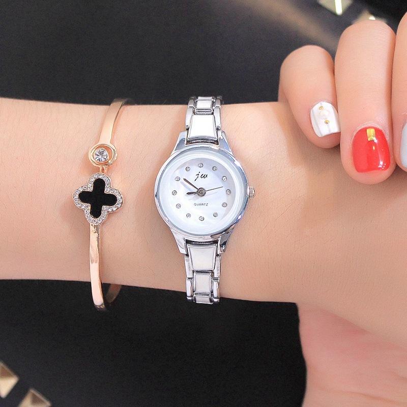 Wristwatches Fashion Jw Brand Women Watches Alloy Crystal Ladies Dress Gift Gold Luxury Quartz Watch Female ClockWristwatches
Wristwatches Fashion Jw Brand Women Watches Alloy Crystal Ladies Dress Gift Gold Luxury Quartz Watch Female ClockWristwatches