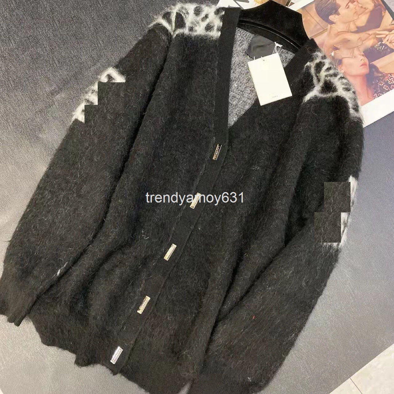 Women' Sweaters Spring clothes sleeve back spider web sweater cardigan star same jacquard breasted slim fit coat, 2# packaging bag
Women' Sweaters Spring clothes sleeve back spider web sweater cardigan star same jacquard breasted slim fit coat, 2# packaging bag