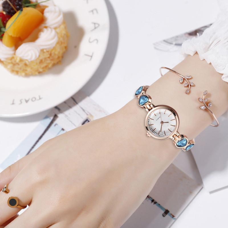 Wristwatches 1PC Bracelet Watch Women Small Rose Gold Bangle Luxury Watches Casual Dress Ladies Quartz Wristwatch, 1pc silver pink
Wristwatches 1PC Bracelet Watch Women Small Rose Gold Bangle Luxury Watches Casual Dress Ladies Quartz Wristwatch, 1pc silver pink