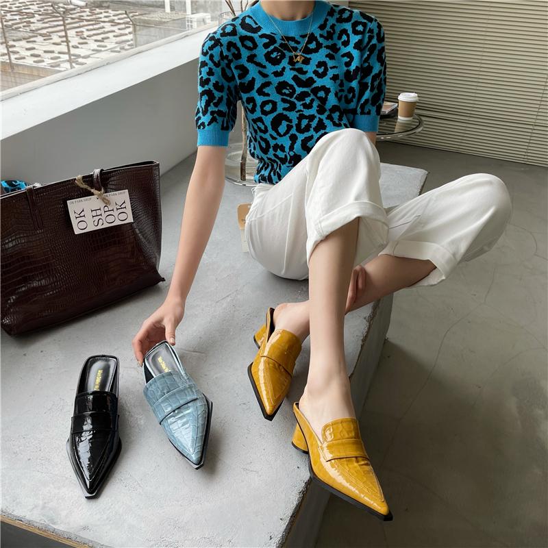 Slippers Pointed Toe Women Snake Printed Slip On Mules Shoes Round Heels Black/Yellow/Blue Fashion Casual Summer PumpsSlippers
Slippers Pointed Toe Women Snake Printed Slip On Mules Shoes Round Heels Black/Yellow/Blue Fashion Casual Summer PumpsSlippers