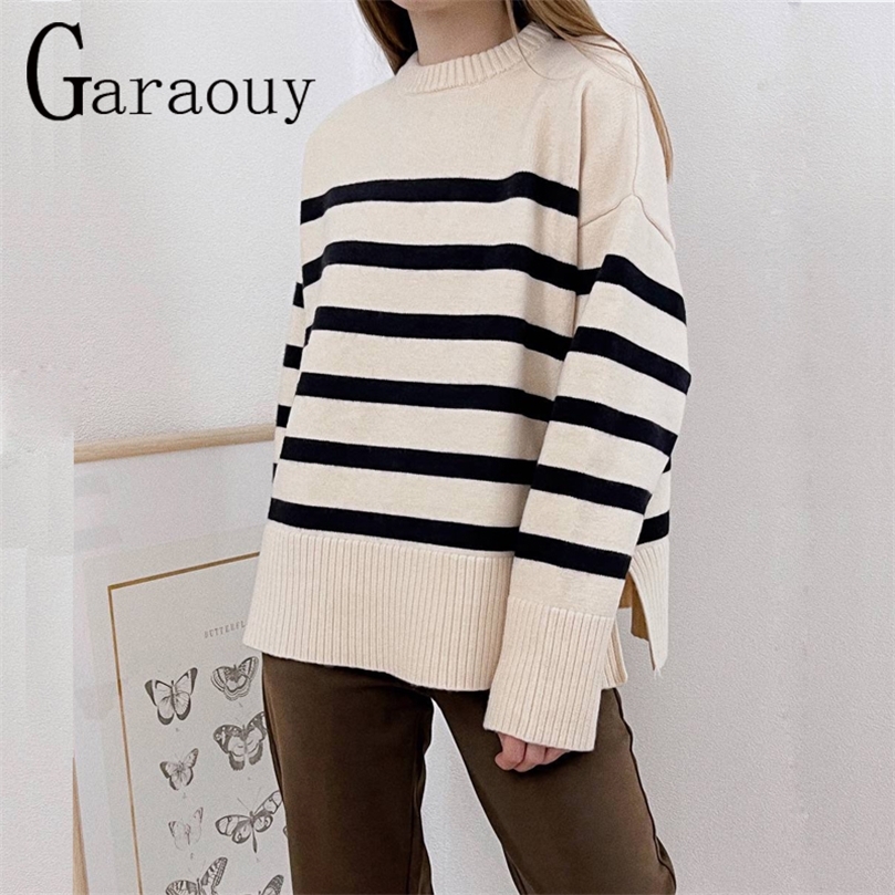 Garaouy Women Vintage Loose Striped Casual Sweater Round Neck Long Sleeve Female Autumn Winter Fashion Knitted Pullover Top 220813, Color1
Garaouy Women Vintage Loose Striped Casual Sweater Round Neck Long Sleeve Female Autumn Winter Fashion Knitted Pullover Top 220813, Color1