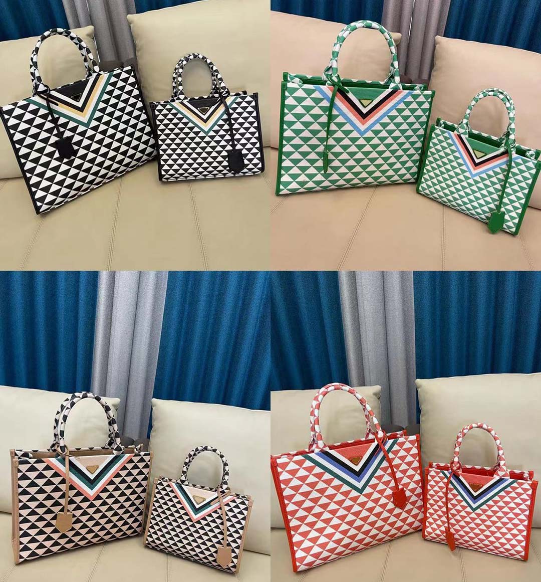 Designer messenger bag argyle canvas shopping bags mini tote Symbole shoulder bag womens handbags wallet, Yellow size: 19cm
Designer messenger bag argyle canvas shopping bags mini tote Symbole shoulder bag womens handbags wallet, Yellow size: 19cm