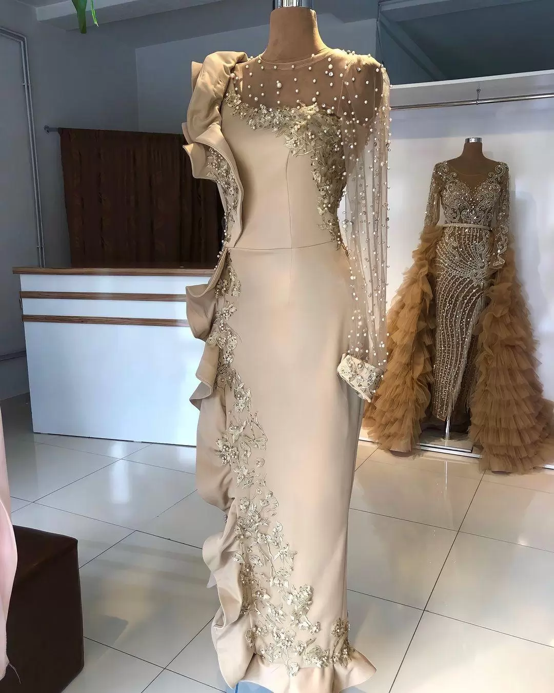 Champagne Prom Dree Long Sleeve One Shoulder Eaded Crytal Ruffle Lace Applique Jewel Neck Or Length Tail Party Evening Gown Vetido Cutom Made