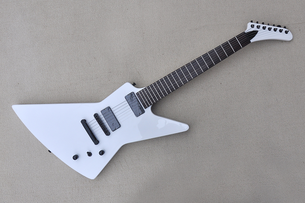 Factory Custom White Electric Guitar with 7 Strings,Black Hardwares,No fret inlay,Bolt on Body,Can be Customized
Factory Custom White Electric Guitar with 7 Strings,Black Hardwares,No fret inlay,Bolt on Body,Can be Customized