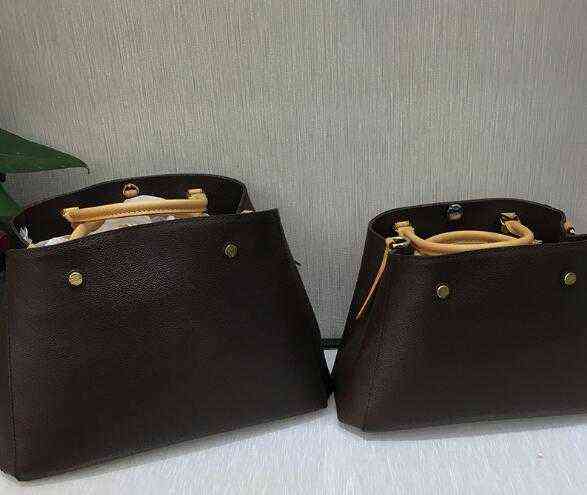 7A+Women Embossing Genuine Leather Shoulder Bags purse Floral Print Handbags Crossbody big Evening Bag Business Laptop Luxury Designers Bags, Not sold separately
7A+Women Embossing Genuine Leather Shoulder Bags purse Floral Print Handbags Crossbody big Evening Bag Business Laptop Luxury Designers Bags, Not sold separately
