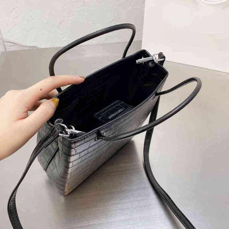 Bags Tote Shopping Women Handbag High-quality Messenger Classic Shoulder Delicate Girl Leather Designer Lady Wallet 211027 
Bags Tote Shopping Women Handbag High-quality Messenger Classic Shoulder Delicate Girl Leather Designer Lady Wallet 211027