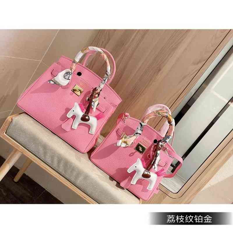 Designer Herms Bags and Handbags Tiktok 2022 new bag popular hbag shake the sound explosion net red star same paragraph. PQ0N, Orange
Designer Herms Bags and Handbags Tiktok 2022 new bag popular hbag shake the sound explosion net red star same paragraph. PQ0N, Orange