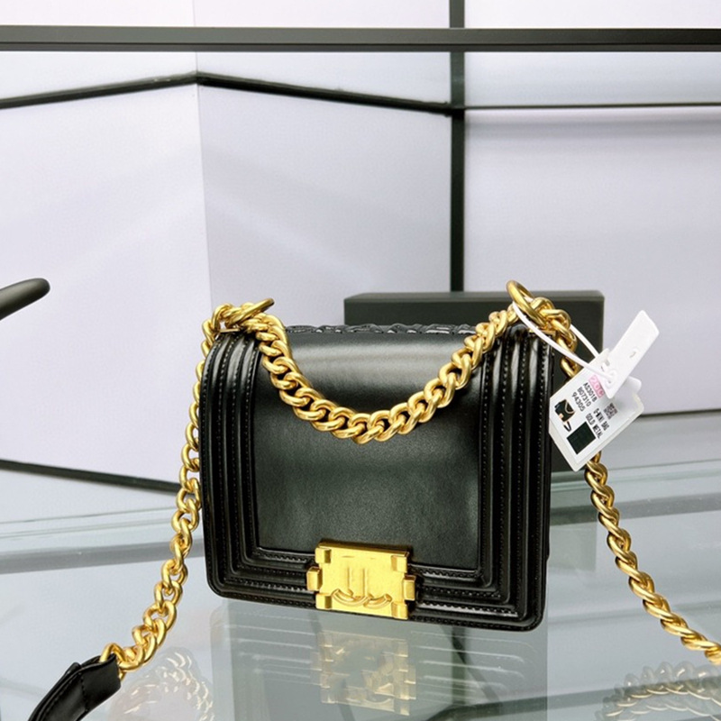 Designer- Women fashion bags leather retro lock chain mouth cover shoulder bag glossy small square handbags, Black
Designer- Women fashion bags leather retro lock chain mouth cover shoulder bag glossy small square handbags, Black