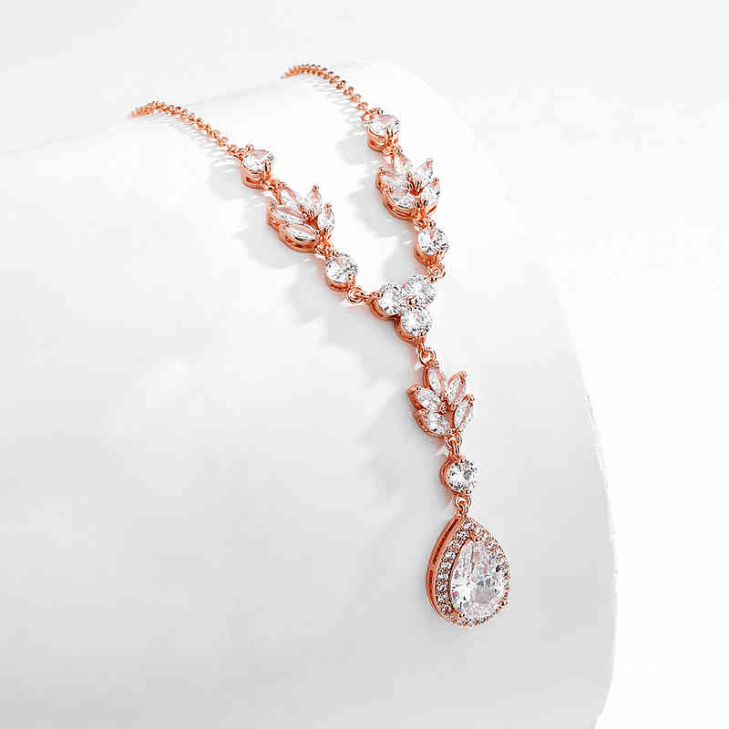 designer Compare with the original CRakol 2021 new hot selling water drop zircon necklace feminine bridal dress accessories
designer Compare with the original CRakol 2021 new hot selling water drop zircon necklace feminine bridal dress accessories