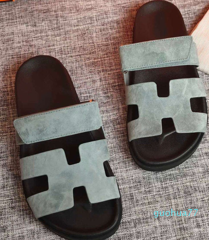Luxury Chypre slippers Calfskin functional wind sandals with adjustable loop design simple and smooth size 35-40 2022, Grey
Luxury Chypre slippers Calfskin functional wind sandals with adjustable loop design simple and smooth size 35-40 2022, Grey