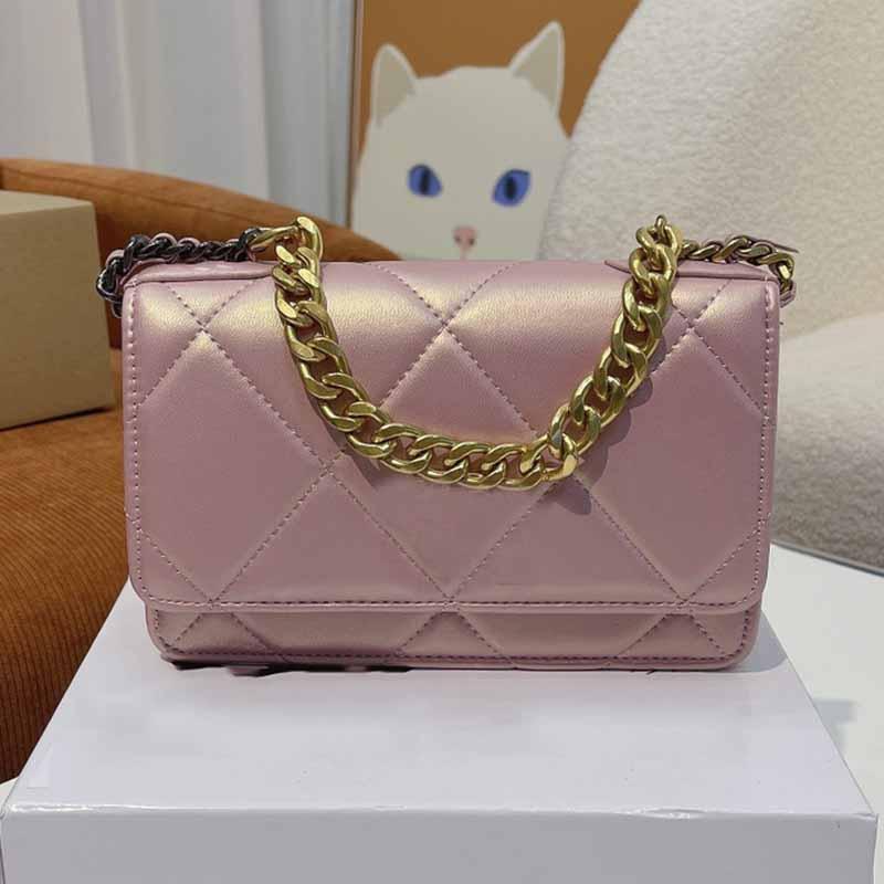2022 Mini Flap Classic Designer Bags High Quality Sheepskin Solid Color Crossbody Bag Gold-Tone Ruthenium-Finish Metal Chain Timeless Diamond Quilting Shoulder Bag, Pink
2022 Mini Flap Classic Designer Bags High Quality Sheepskin Solid Color Crossbody Bag Gold-Tone Ruthenium-Finish Metal Chain Timeless Diamond Quilting Shoulder Bag, Pink