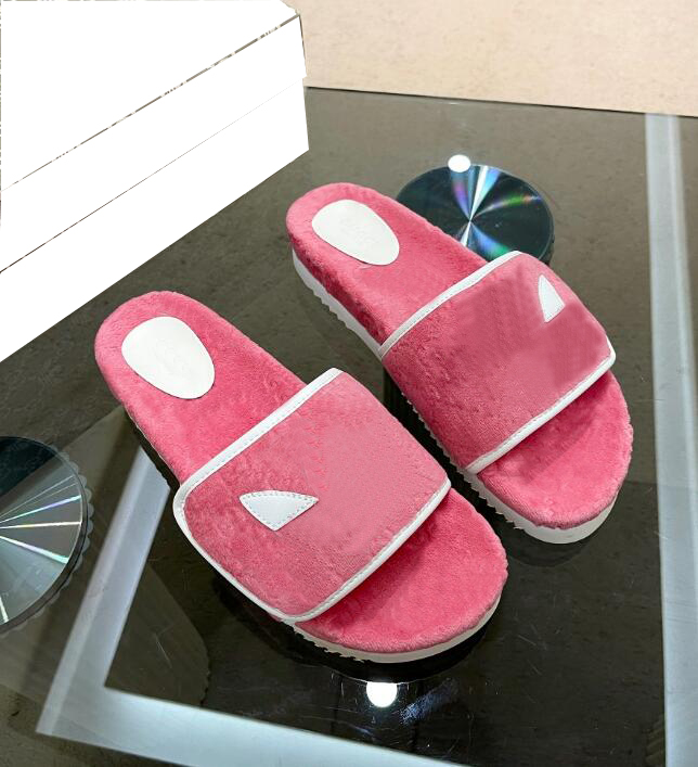 Luxurious Designer Slippers Edition White Trefoil Leather Patches Monograms Stylish Lightweight Women Sandals Size 35-42, Box
Luxurious Designer Slippers Edition White Trefoil Leather Patches Monograms Stylish Lightweight Women Sandals Size 35-42, Box