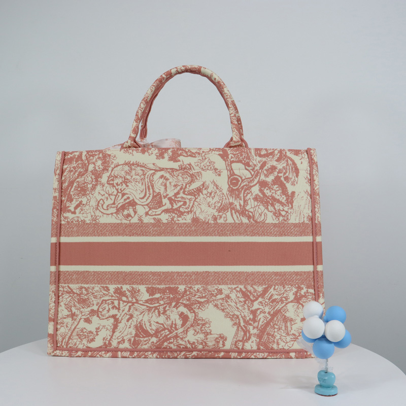 Woman Top Quality Designer Bag Fashion High Capacity Designers Handbags Embroidery shoulder bags lady Cowboy Blue crossbody bags Shopping Handbag Wallet no11, Make up the difference
Woman Top Quality Designer Bag Fashion High Capacity Designers Handbags Embroidery shoulder bags lady Cowboy Blue crossbody bags Shopping Handbag Wallet no11, Make up the difference