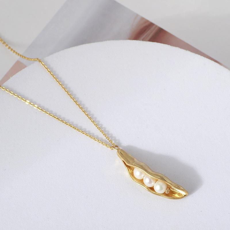 Pendant Necklaces Vintage Freshwater Pearl Necklace Pea Pods Neck Pendants Women Gold Plated Luxury Aesthetic Jewelry Chains Choker Gif
Pendant Necklaces Vintage Freshwater Pearl Necklace Pea Pods Neck Pendants Women Gold Plated Luxury Aesthetic Jewelry Chains Choker Gif