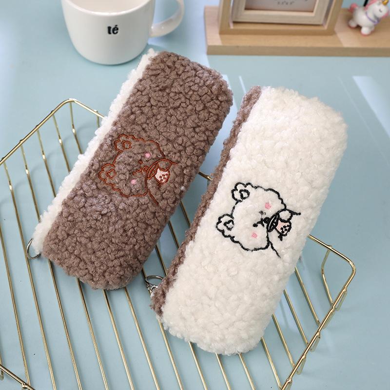 Outdoor Bags Girl Heart Plush Pencil Case Korean Version Of Net Red Girls Junior High School Students Simple Lamb Hair Storage Bag, Kq
Outdoor Bags Girl Heart Plush Pencil Case Korean Version Of Net Red Girls Junior High School Students Simple Lamb Hair Storage Bag, Kq