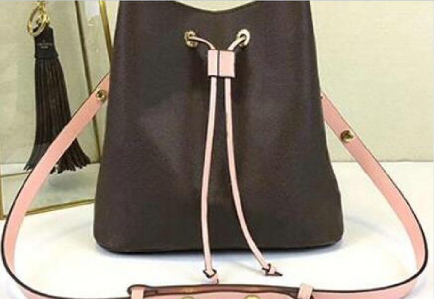 Wholesale Orignal leather fashion famous shoulder bag Tote designer handbags presbyopic shopping bag purse messenger bag, Red
Wholesale Orignal leather fashion famous shoulder bag Tote designer handbags presbyopic shopping bag purse messenger bag, Red
