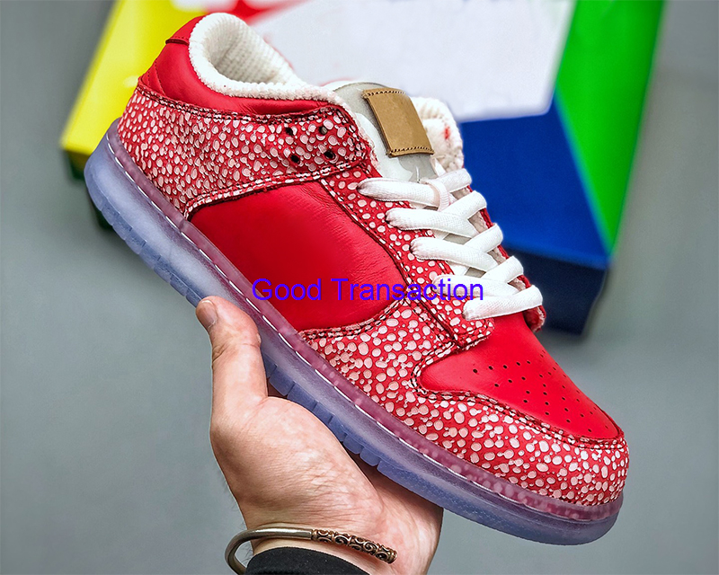 Top quality Stingwater X duck low dk skateboard shoes White spotted snowflake Magic Mushroom Men's and women's Red outdoors running fallow
Top quality Stingwater X duck low dk skateboard shoes White spotted snowflake Magic Mushroom Men's and women's Red outdoors running fallow