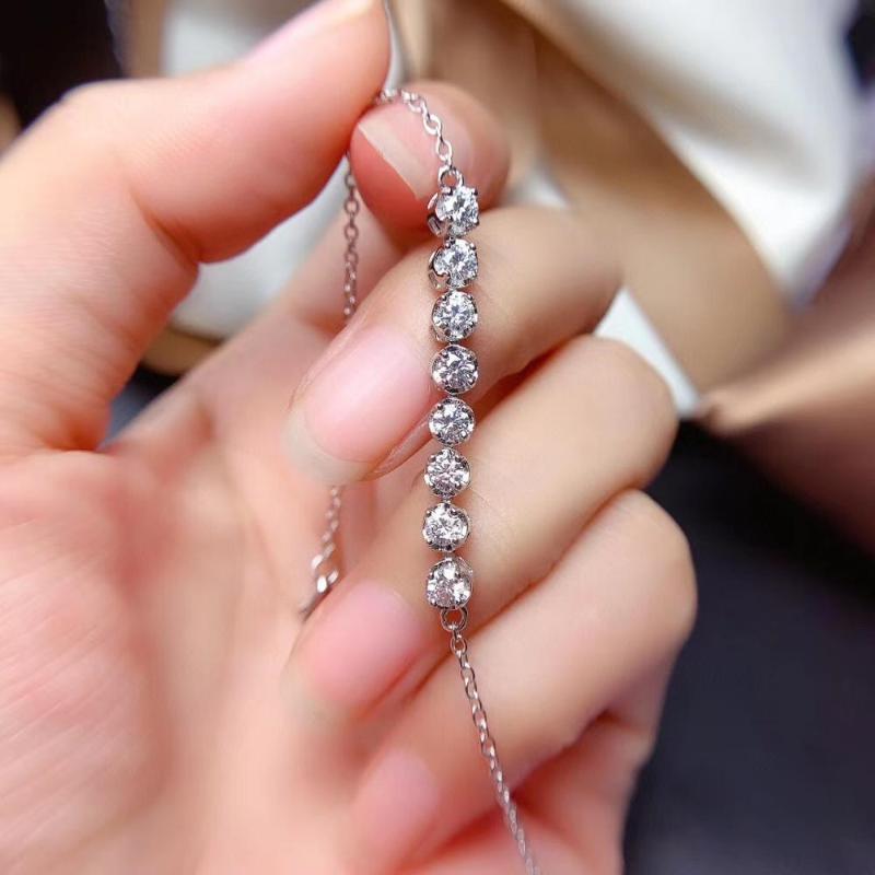 Tennis Moissanite Women Bracelet With Shiny Gemstone Real 925 Silver Platinum Plated GRA Certificate Birthday Gift Hip Hop ChainTennis
Tennis Moissanite Women Bracelet With Shiny Gemstone Real 925 Silver Platinum Plated GRA Certificate Birthday Gift Hip Hop ChainTennis