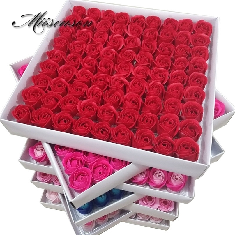 81Pcs/lot Rose Bath Body Flower Floral Soap Scented Essential Wedding Valentine'S Day Gift Holding flowers 220406
81Pcs/lot Rose Bath Body Flower Floral Soap Scented Essential Wedding Valentine'S Day Gift Holding flowers 220406