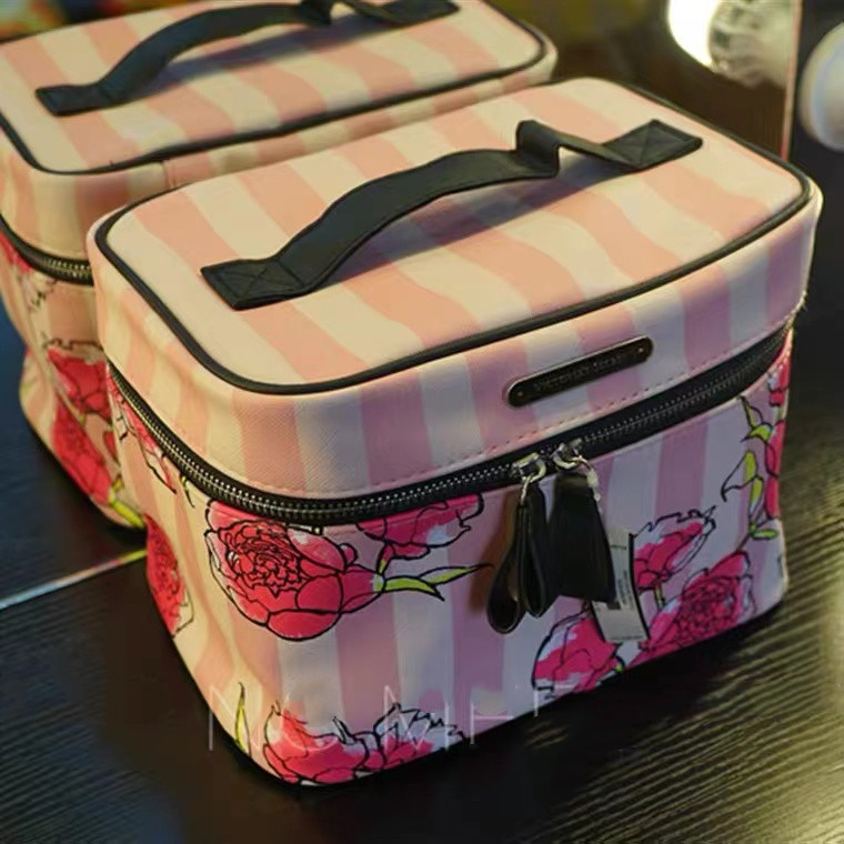 VS Women Floral Cosmetic Makeup Case Zip Travel Bag Pouch Handy Storage Bag Gift 220615, Black
VS Women Floral Cosmetic Makeup Case Zip Travel Bag Pouch Handy Storage Bag Gift 220615, Black