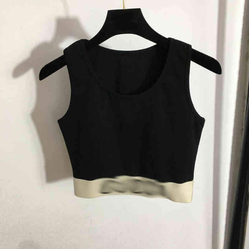 Designergner new yoga suit letter print waist Vest - elastic slim fit 5-point Leggings shorts, Black
Designergner new yoga suit letter print waist Vest - elastic slim fit 5-point Leggings shorts, Black