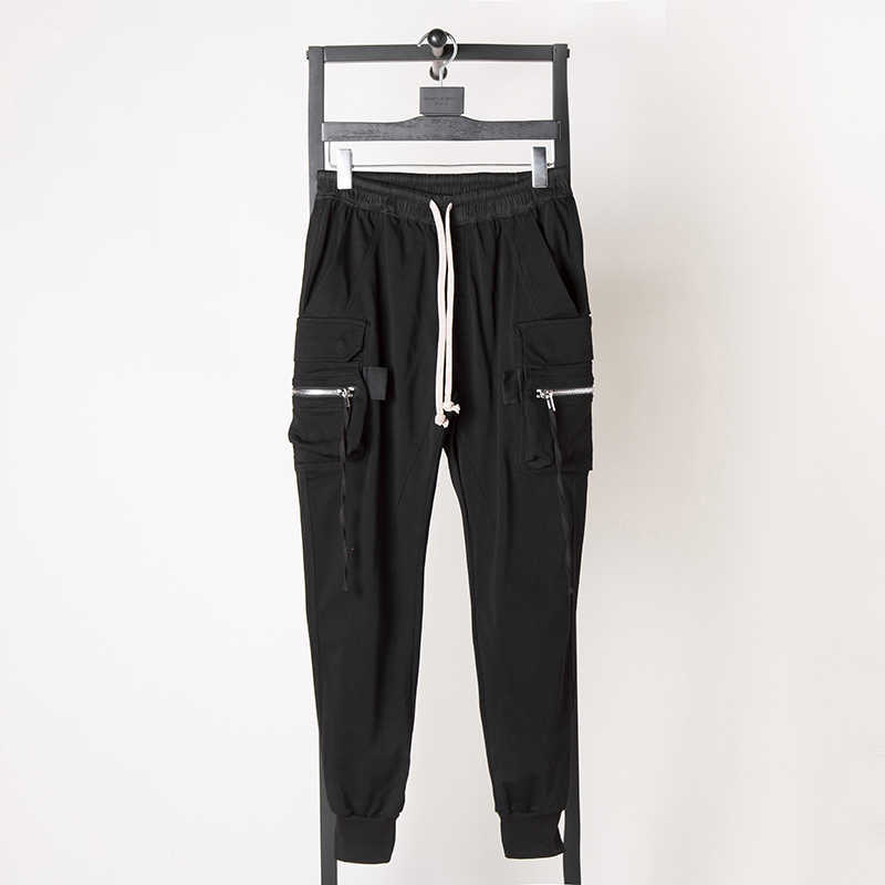 Men' Pants Dark ro style Multi Pocket shell tooling locomotive pure cotton knitted bunch mouth slim fit casual pants men' fashion, Black
Men' Pants Dark ro style Multi Pocket shell tooling locomotive pure cotton knitted bunch mouth slim fit casual pants men' fashion, Black