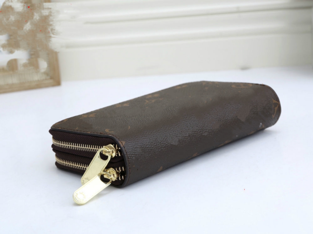 Classic Plaid Long Unisex Wallets Business Casual Large Capacity Men Women Double Zipper Wallet Famous Brand Letter Multi-card Credit Card Letter Coin Purses, Black gray plaid
Classic Plaid Long Unisex Wallets Business Casual Large Capacity Men Women Double Zipper Wallet Famous Brand Letter Multi-card Credit Card Letter Coin Purses, Black gray plaid