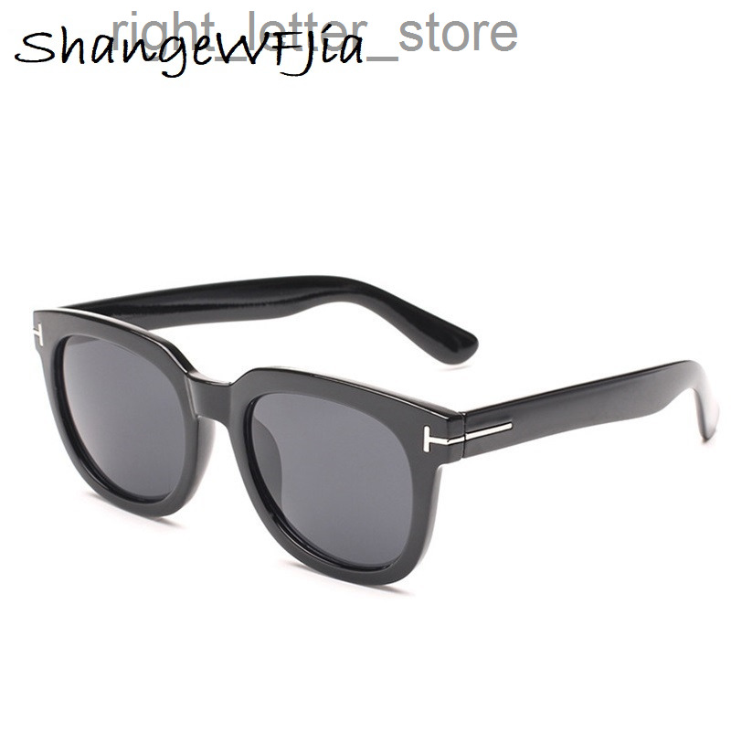 Square James Bond Sunglasses Men Brand Designer Sun GlassesWomen Super Star Celebrity Driving Sunglasses Tom for Men Eyeglasses W220809
Square James Bond Sunglasses Men Brand Designer Sun GlassesWomen Super Star Celebrity Driving Sunglasses Tom for Men Eyeglasses W220809