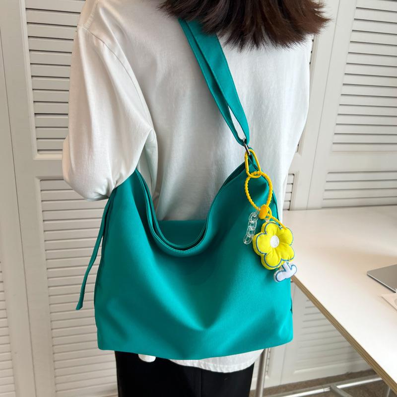 Evening Bags Woman Fashion 2022 Shoulder Crossbody Large Korean Cloth Messenger Bag For Women Canvas Girl Student Travel Satchel FemaleEveni, Khaki
Evening Bags Woman Fashion 2022 Shoulder Crossbody Large Korean Cloth Messenger Bag For Women Canvas Girl Student Travel Satchel FemaleEveni, Khaki