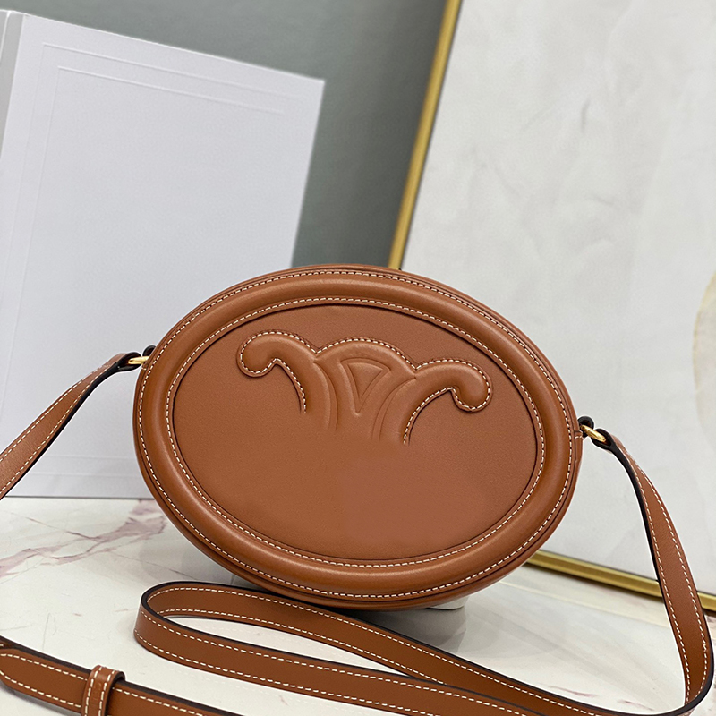 Fashion Leather Crossbody Shoulder Designer bags Triomphe Cowhide handbag Luxury High quality Lady Woman New style Plain Thread Wholesale Classic bag Luxuries, Pink
Fashion Leather Crossbody Shoulder Designer bags Triomphe Cowhide handbag Luxury High quality Lady Woman New style Plain Thread Wholesale Classic bag Luxuries, Pink