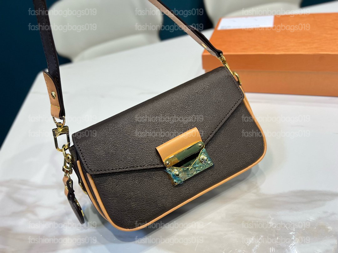 Cousin chain Designer classic fashion Luxurys Shoulder Bag Women Fashion Forward Crossbody Genuine Leather Handbags Single Handle Tote Lady Shopping Bags Purse
Cousin chain Designer classic fashion Luxurys Shoulder Bag Women Fashion Forward Crossbody Genuine Leather Handbags Single Handle Tote Lady Shopping Bags Purse