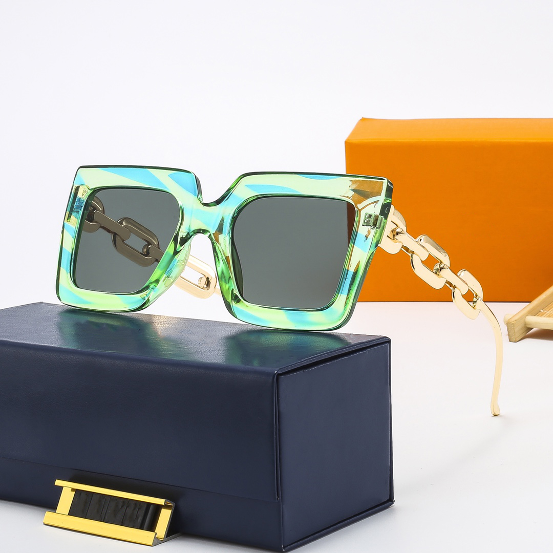 Square Chain Frame Sunglasses For Men Women Sunmmer New Fashion Eyewear Green Sun Glasses 7 Colors With Box And Case
Square Chain Frame Sunglasses For Men Women Sunmmer New Fashion Eyewear Green Sun Glasses 7 Colors With Box And Case