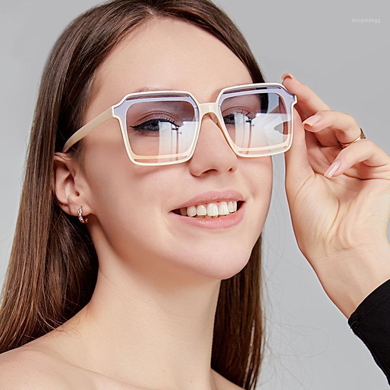 Sunglasses Fashion Square Women Large Frame Glasses Retro Sunglass Men Luxury Designer Eyewear UV400 Sun Glass Gradients Shades
Sunglasses Fashion Square Women Large Frame Glasses Retro Sunglass Men Luxury Designer Eyewear UV400 Sun Glass Gradients Shades