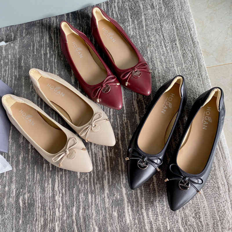 Dress Shoes Comfortable professional casual women's shoes sheepskin pointed anti slip flat shallow mouth bow soft bottom work versatile, 1# shoe box
Dress Shoes Comfortable professional casual women's shoes sheepskin pointed anti slip flat shallow mouth bow soft bottom work versatile, 1# shoe box