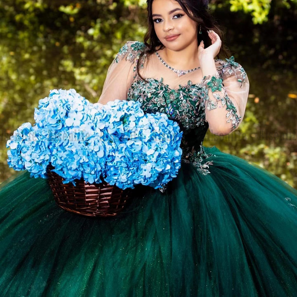 Green vestido de 15 anos Quinceanera Dresses Long Sleeves 2022 Beads Applique Sweet 16 Quince XV Prom Gowns