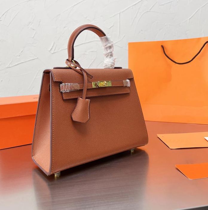 2022 High Quality 17 Colors Princess Woman Shoulder Bags Espom Designer 22cm 25cm 28cm Lady Genuine Leather Tote Handbag kellys's palm print, Kahki
2022 High Quality 17 Colors Princess Woman Shoulder Bags Espom Designer 22cm 25cm 28cm Lady Genuine Leather Tote Handbag kellys's palm print, Kahki