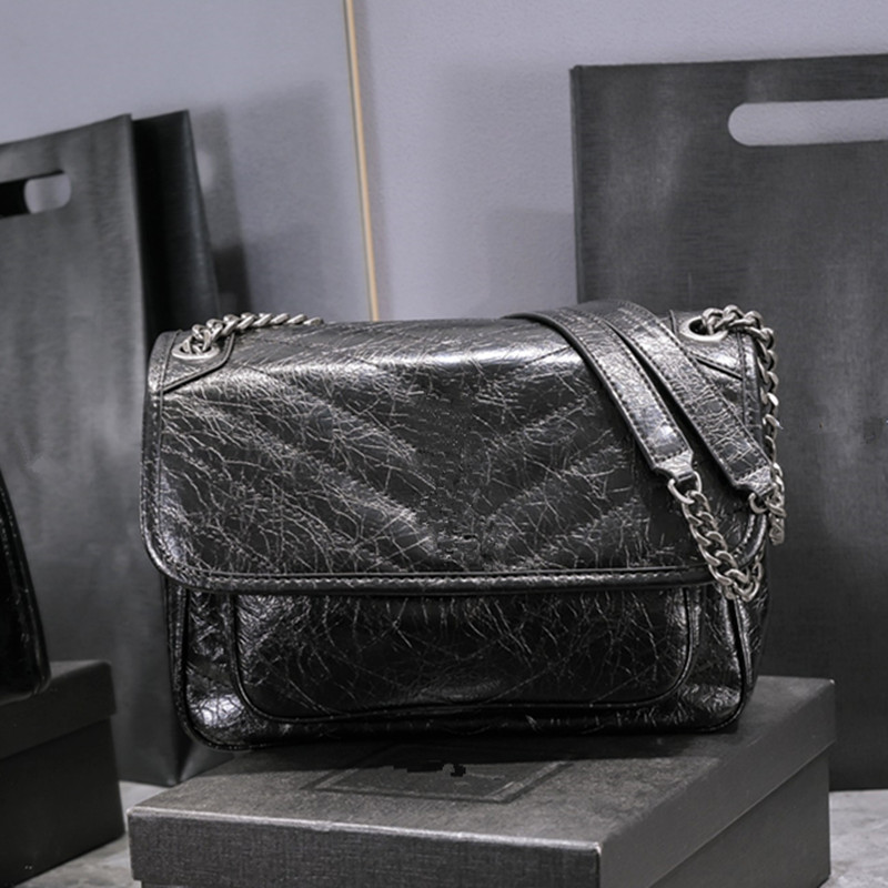 Women Luxurys Designers Bags womens simple fashion single shoulder diagonal straddle portable lady shopping handbags real leather bag women's Handbag Purse, See chart 8
Women Luxurys Designers Bags womens simple fashion single shoulder diagonal straddle portable lady shopping handbags real leather bag women's Handbag Purse, See chart 8