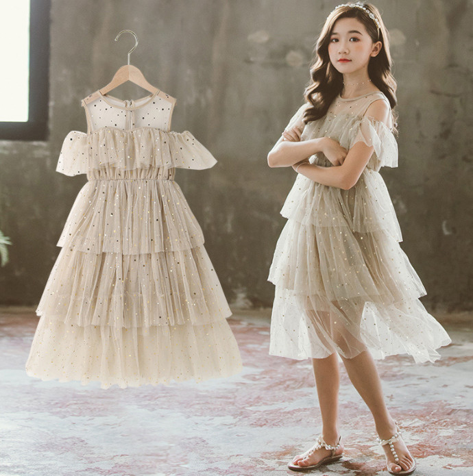 Girls sequins lace tulle dresses 2022 summer children ruffle vest tiered gauze dress kids princess dress A8820, White
Girls sequins lace tulle dresses 2022 summer children ruffle vest tiered gauze dress kids princess dress A8820, White