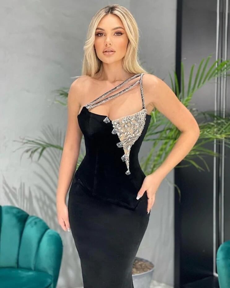 Elegant Black Long Veet Prom Dresses With Glitter One Shoulder Hollow Crystals Evening Gowns Mermaid Pageant Dress BC 0220