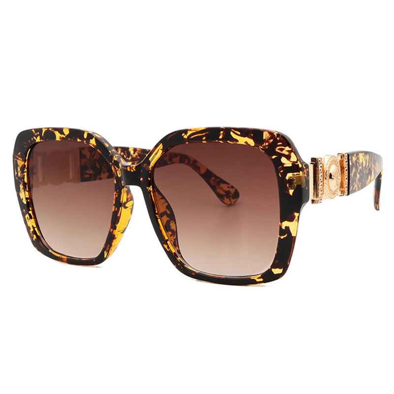 Sunglasses Retro Large Frame Transparent Women Personality Metal Human Head Decoration Sun Glasses Men ShadesSunglassesSunglasses
Sunglasses Retro Large Frame Transparent Women Personality Metal Human Head Decoration Sun Glasses Men ShadesSunglassesSunglasses
