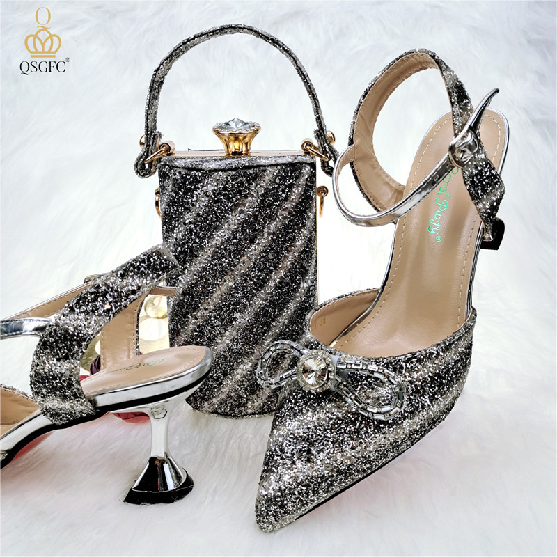 QSGFC 2022 Latest Colorful Glitter Shoes Diamond Butterfly Gradient Designer Accessories Women's Shoes and Bags Set High Heel 8 CM Black Color Party Wedding, Clear
QSGFC 2022 Latest Colorful Glitter Shoes Diamond Butterfly Gradient Designer Accessories Women's Shoes and Bags Set High Heel 8 CM Black Color Party Wedding, Clear